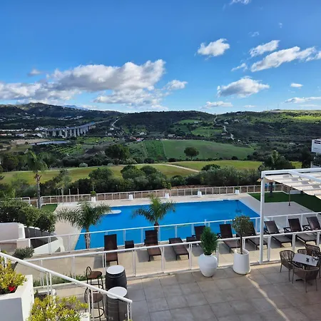 Valle Romano Golf Apartment Estepona